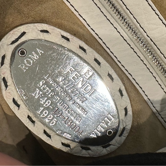 RARE Fendi Embellished Baguette Black and White - Picture 4 of 8